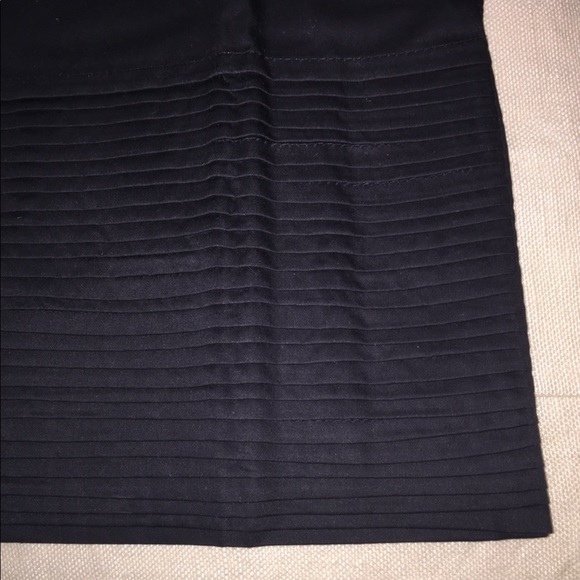 NWT pair PitchBlack  Standard/Queen Pillow Cases with pleated edge detail - Picture 10 of 13